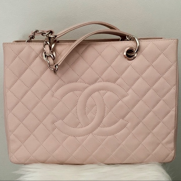 chanel caviar grand shopping tote
